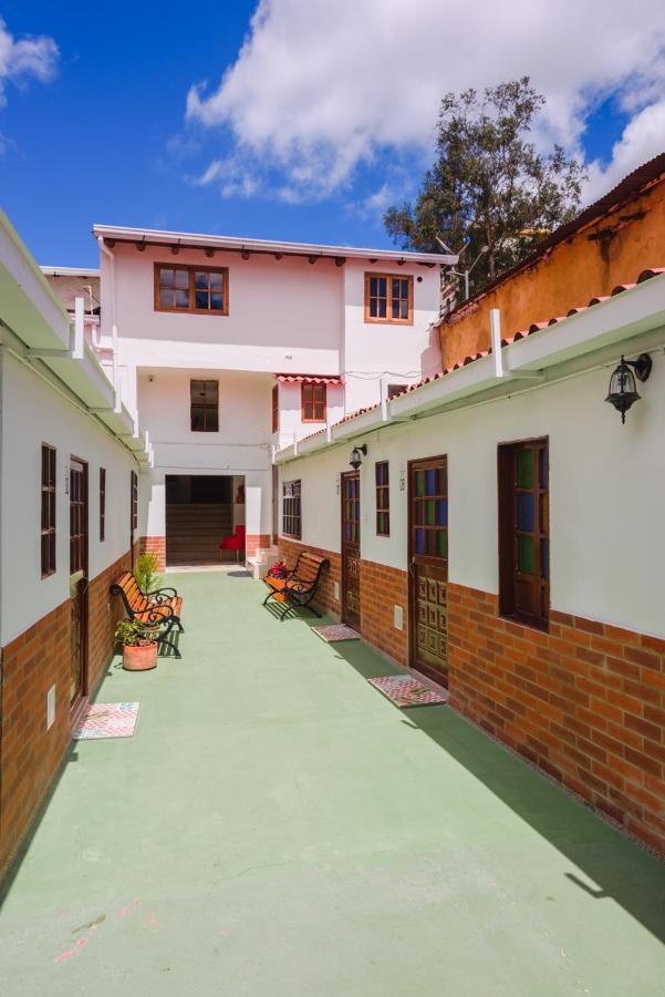 Hostal Doña Eliza Bogotá Exterior foto